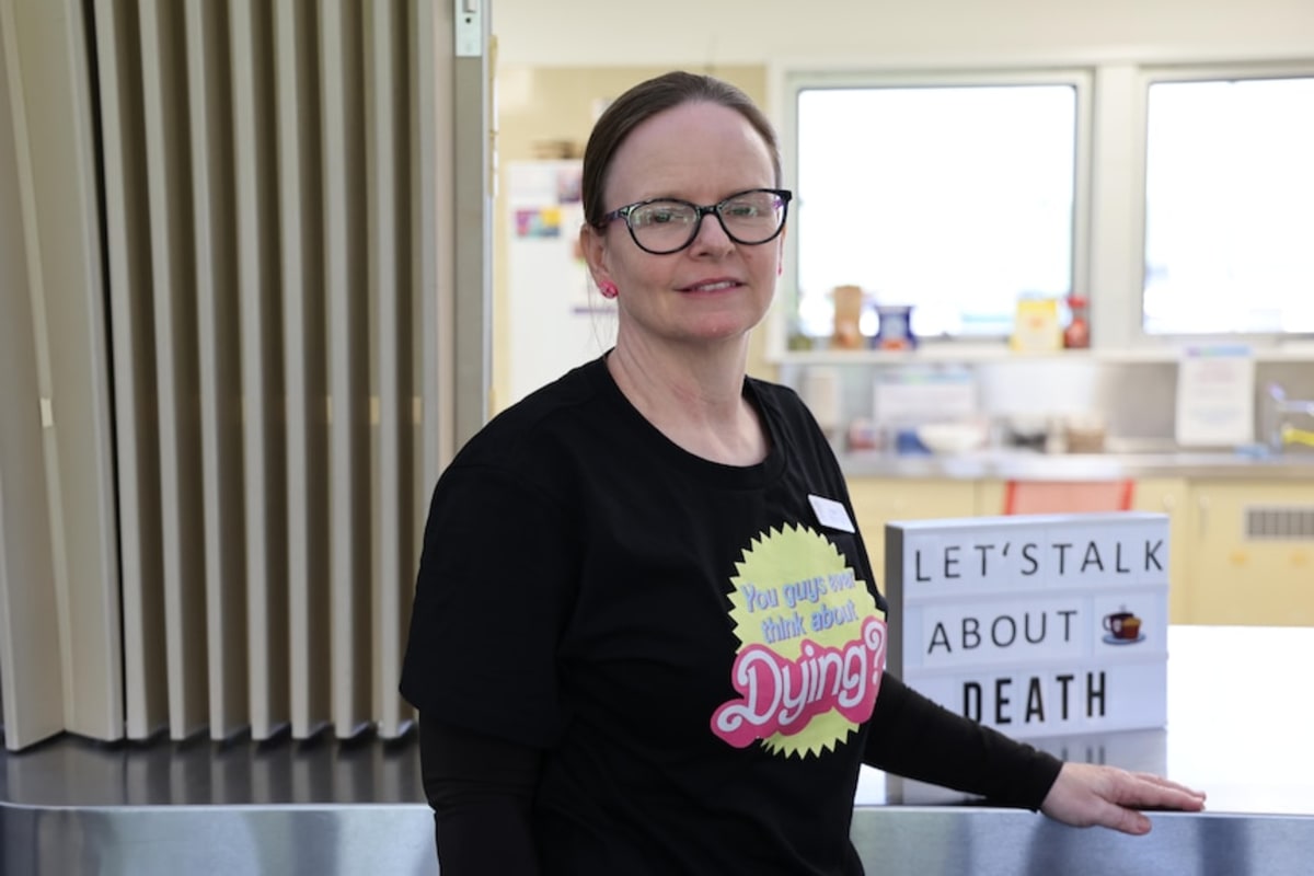 Death Cafes Help Thousands Talk About Life's Final Chapter - Image 5