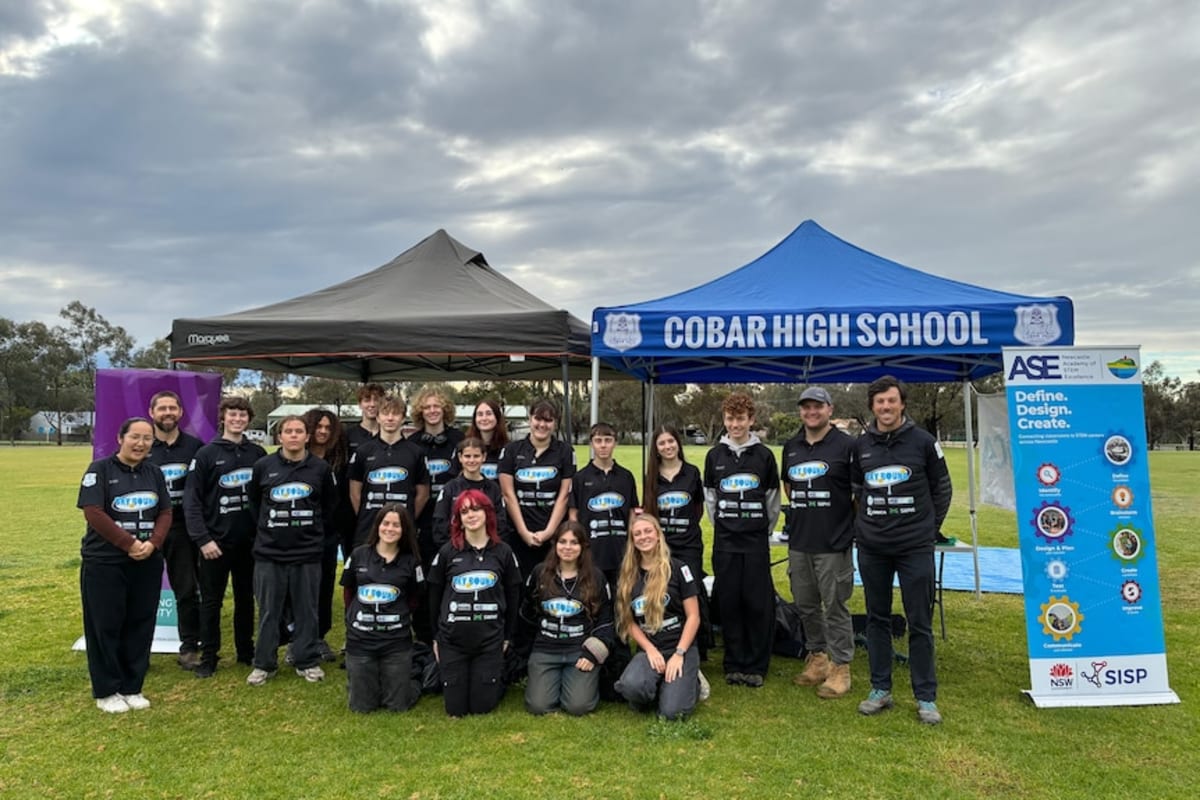High School Students Launch Balloons 35km Into the Sky - Image 5
