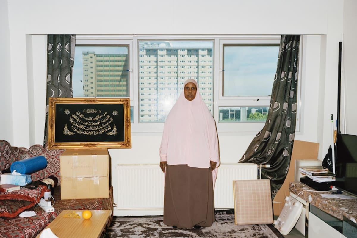 Melbourne Artist Wins $30K for Portrait of Beloved Aunt - Image 5