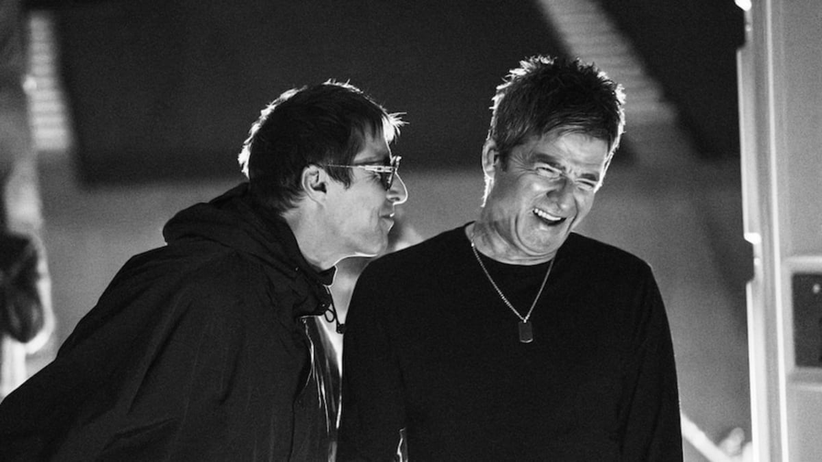 Oasis Brothers End 15-Year Feud on Reunion Tour - Image 2