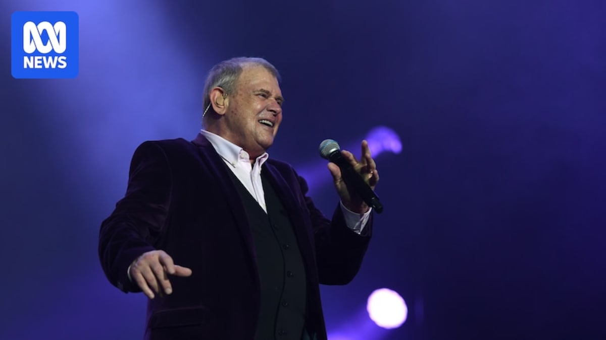 Stars Unite for Cancer-Free John Farnham Tribute Concert