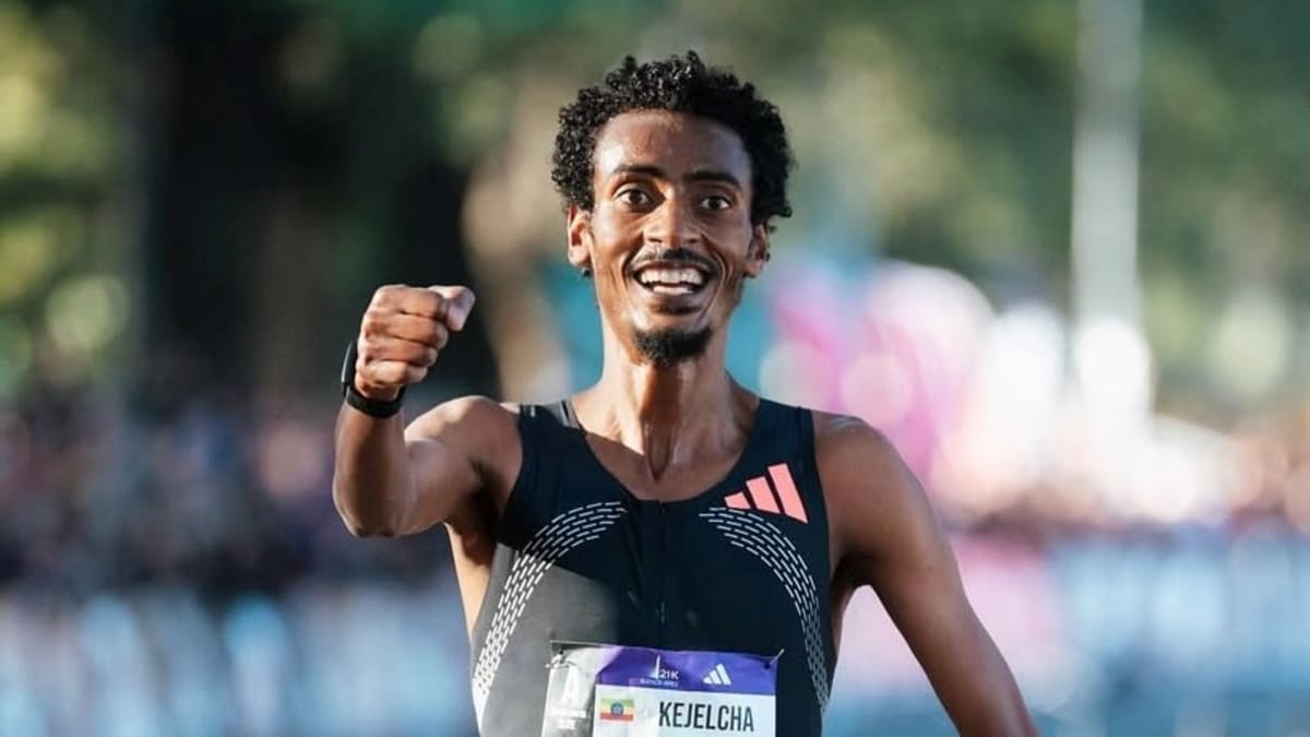 Runner Breaks Half Marathon Record, Then Hits Soccer Game - Image 3