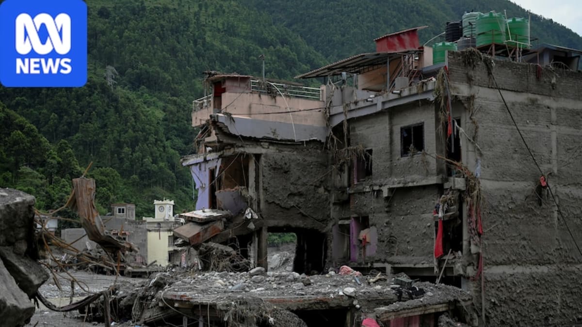 Australian Found Alive 6 Days After Nepal-Tibet Floods
