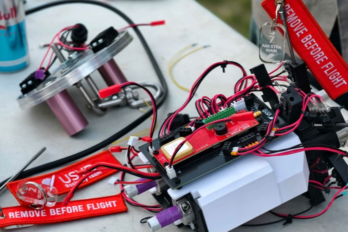 Sydney Students Launch Rocket 10,200 Feet in Outback NSW - Image 5