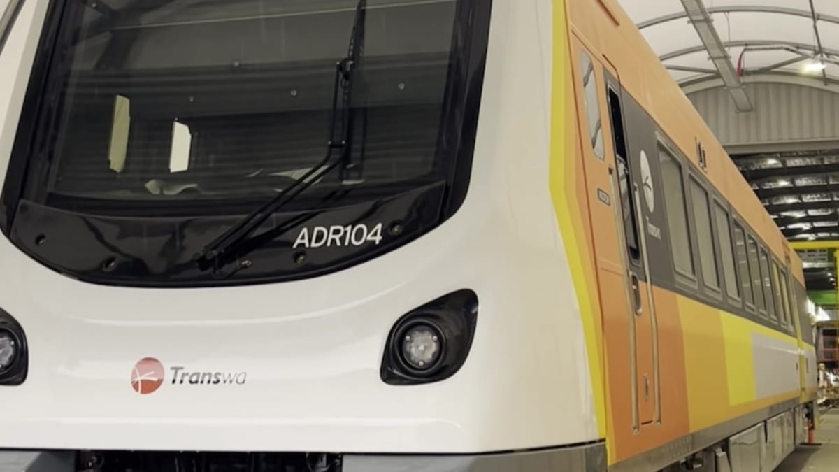 Perth to Bunbury Train Returns After 3-Year Wait - Image 3