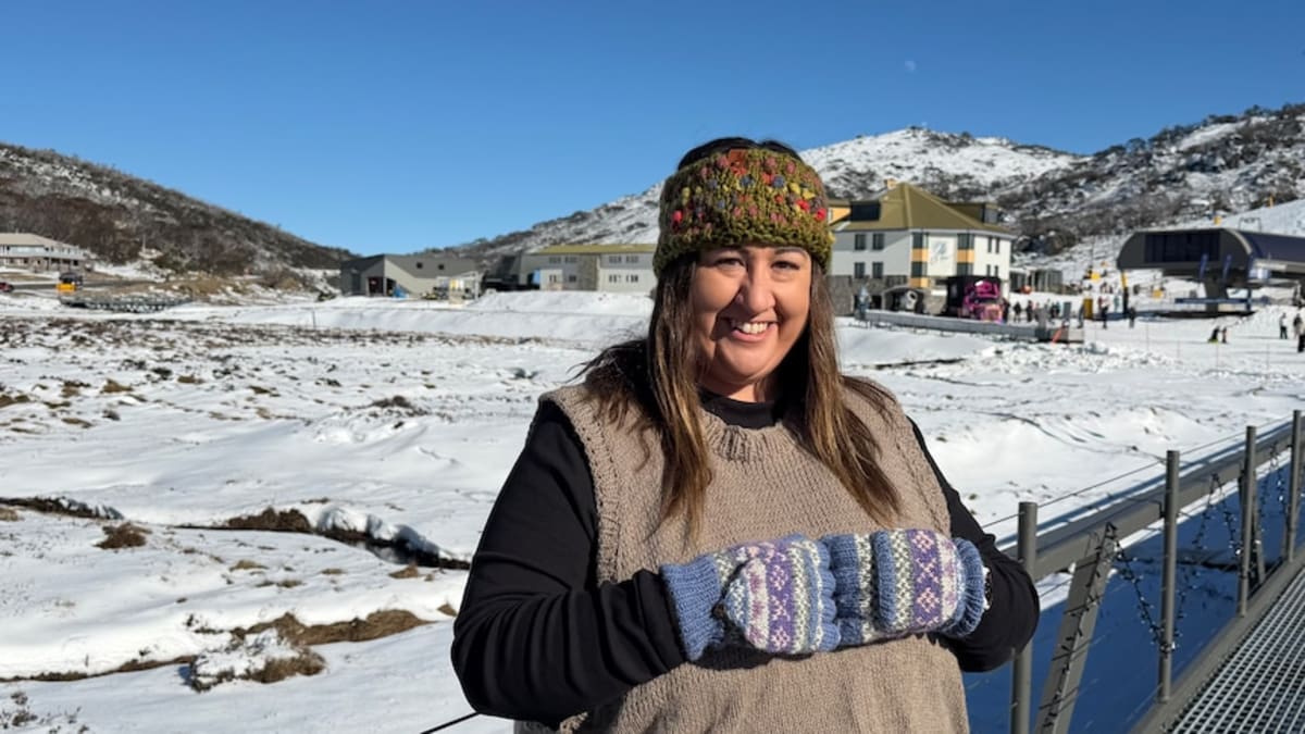 Jindabyne Knitters Beat Winter Blues with 150-Member Club - Image 2