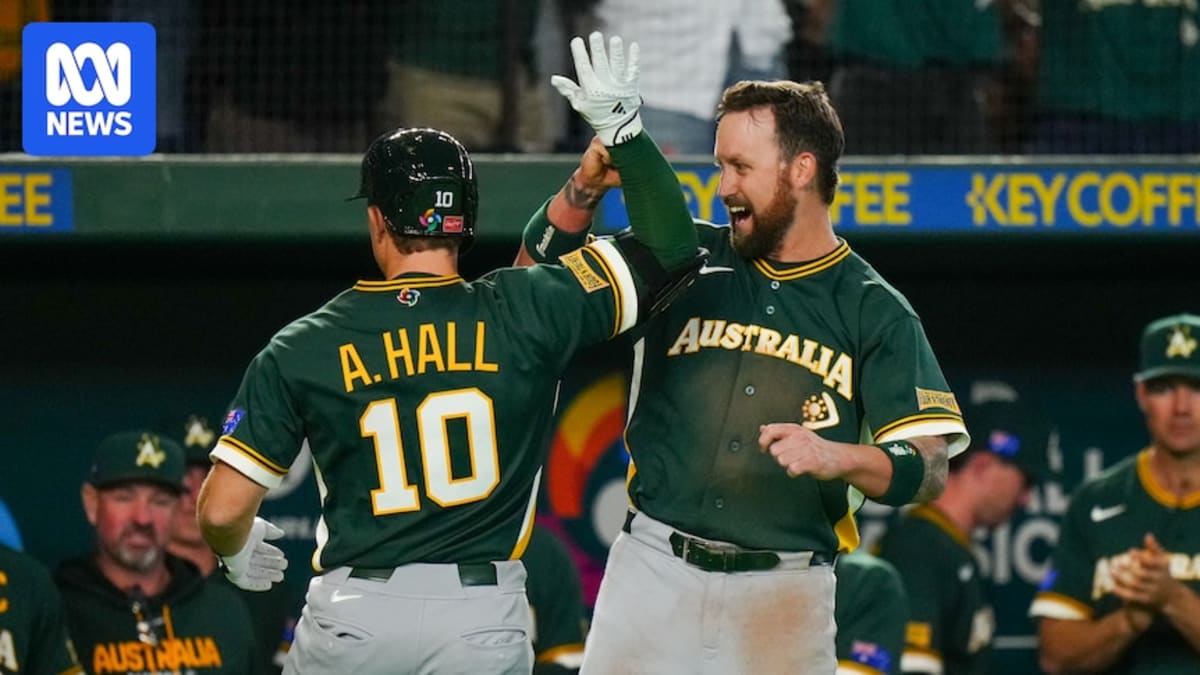Australia Rocks Baseball Giants Japan in Near-Upset