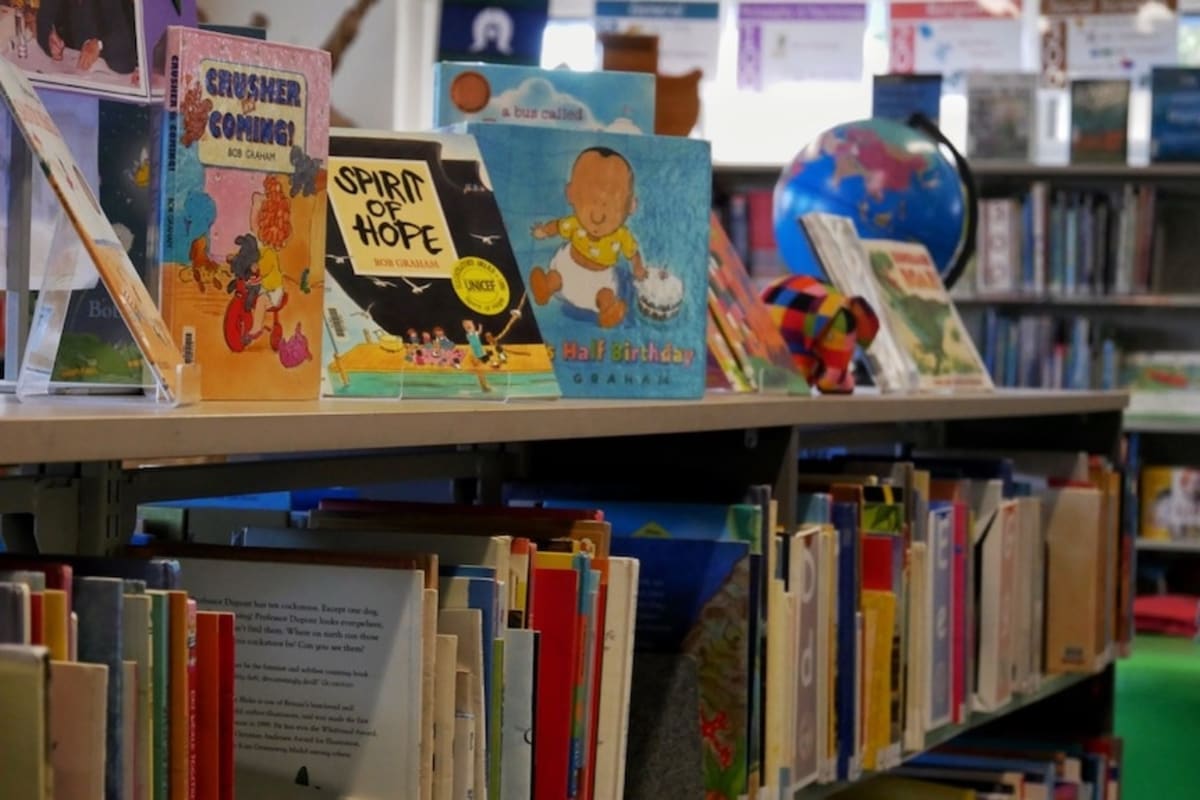 13,000 Sign Petition to Save School Librarian Jobs - Image 2
