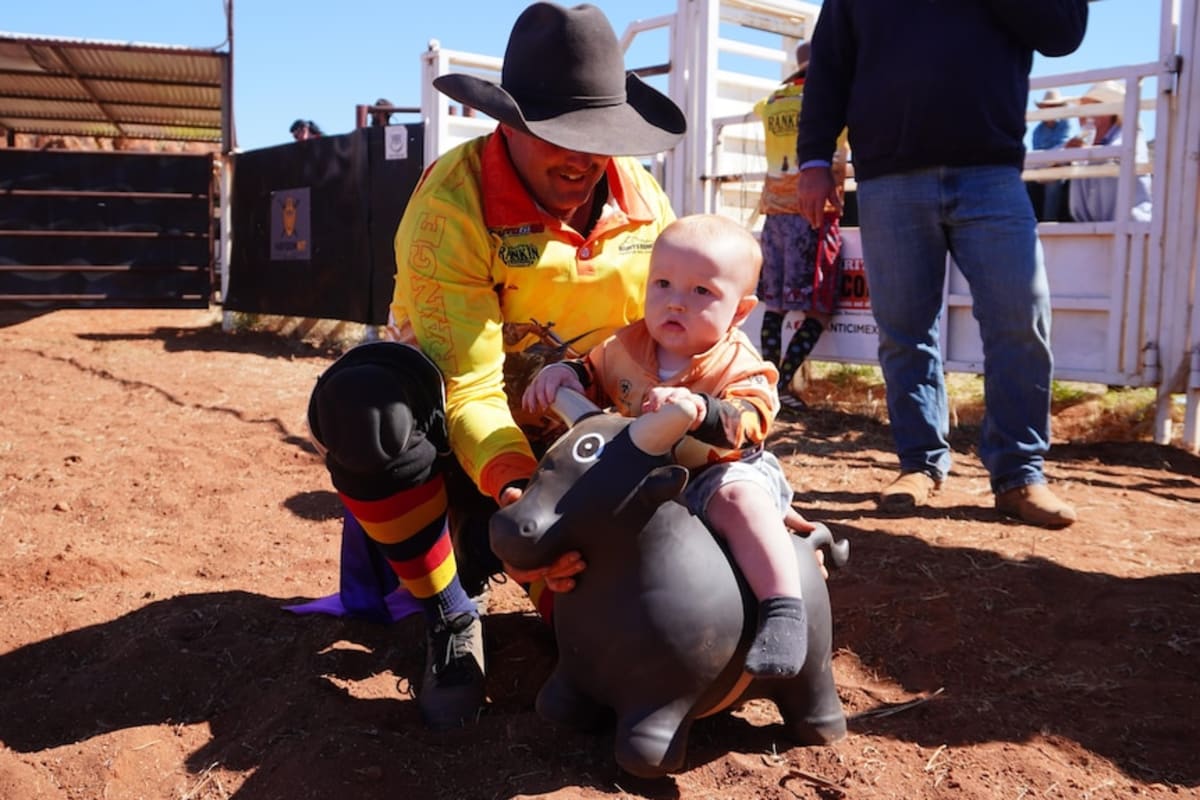 1,200 Gather in Australian Outback for 79th Annual Rodeo - Image 4