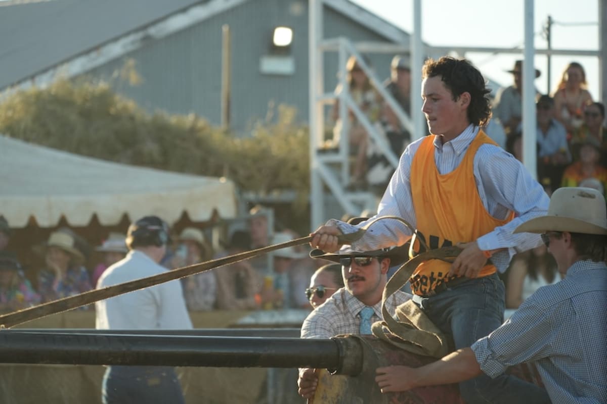 Young Cattle Workers Win Outback's Toughest Fun Race - Image 5