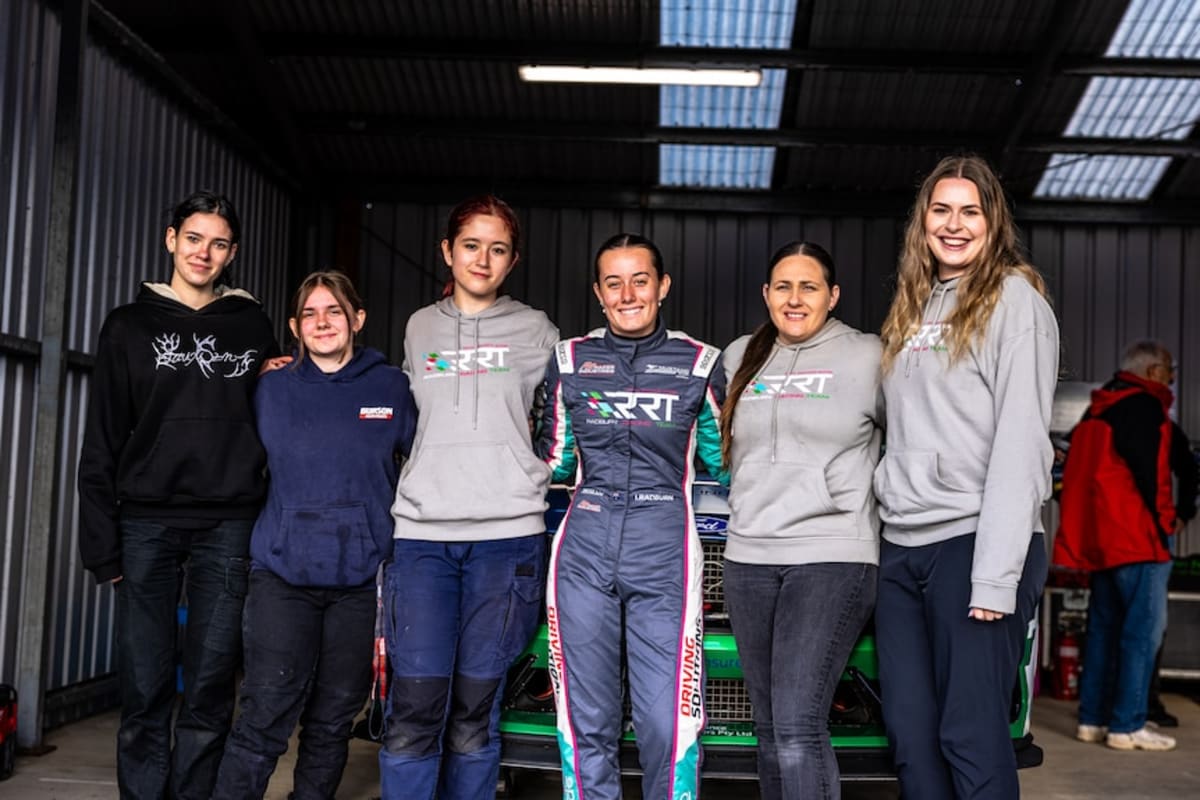 20-Year-Old Launches Australia's Only All-Female Race Team - Image 4
