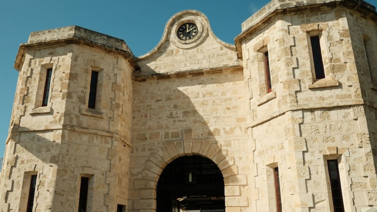 Captain's Descendants Share 150-Year-Old Prison Rescue Logs - Image 2