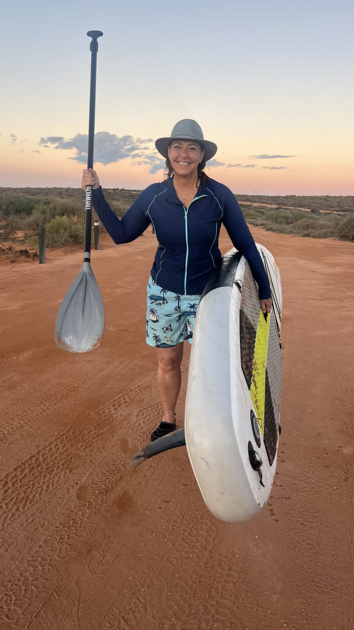 Shark Bay Volunteers Plant 36,000 Seagrass Seedlings by Hand - Image 3