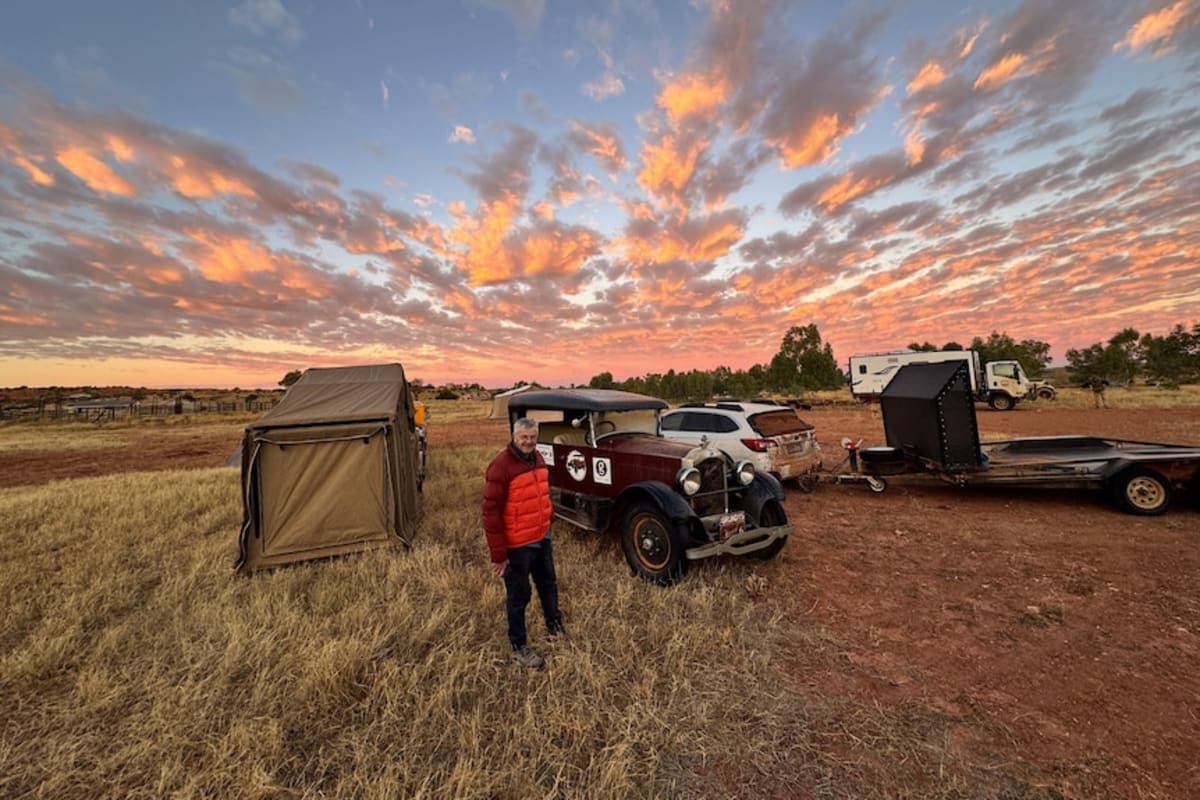 Two Brentons Drive 1925 Studebakers Across Australia's Outback - Image 5