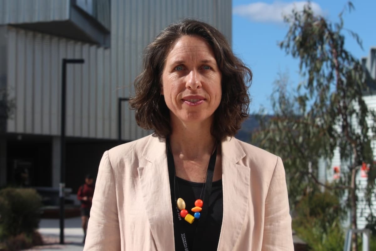 Tasmania Pays Career Changers to Become Teachers - Image 3