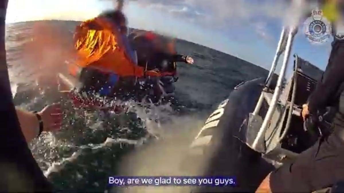 Divers Survive 21 Hours at Sea Off Australia Coast - Image 4