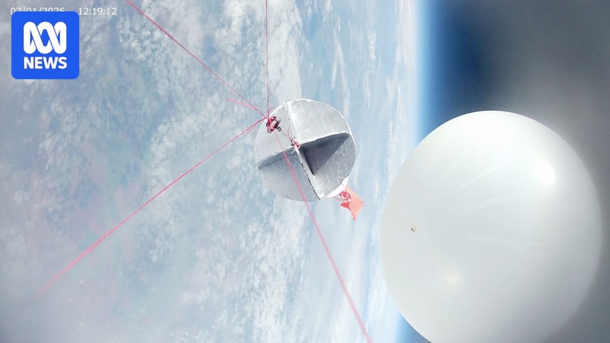 High school students in outback Australia preparing to launch homemade weather balloon into stratosphere