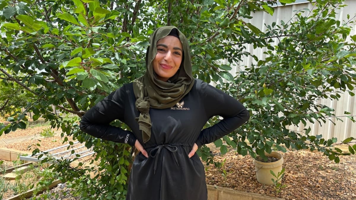 Mum Creates Modest Activewear After Gym Struggle - Image 4