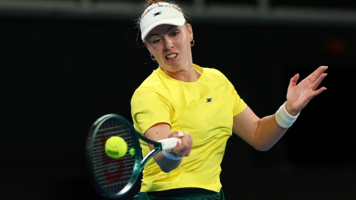 British Teen Stojsavljevic, 17, Upsets Aussie Star in Tennis - Image 2