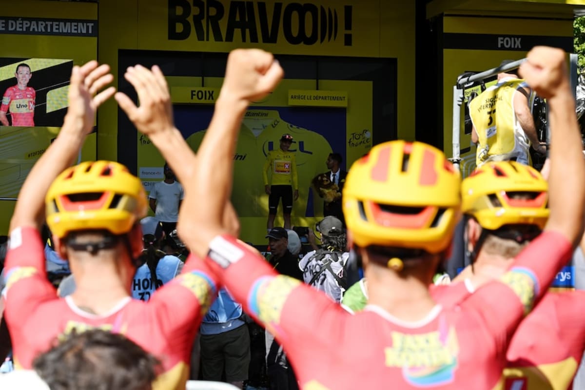 Cancer Survivor Torstein Træen Wins Tour de France Yellow - Image 4