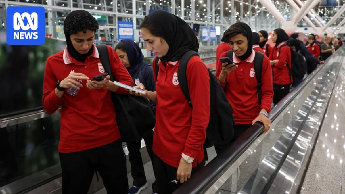 Australia Grants Asylum to 7 Iranian Footballers