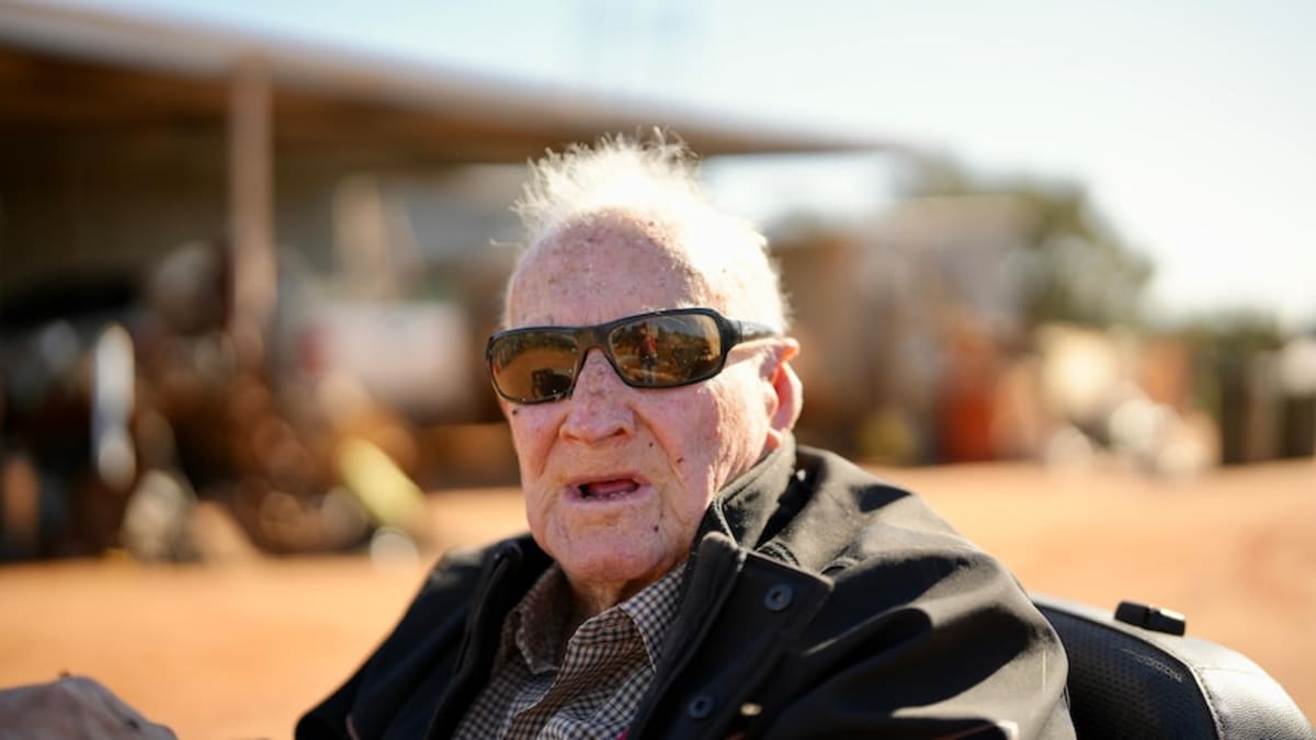 97-Year-Old Australian Rancher Still Works Daily on Outback Station - Image 2