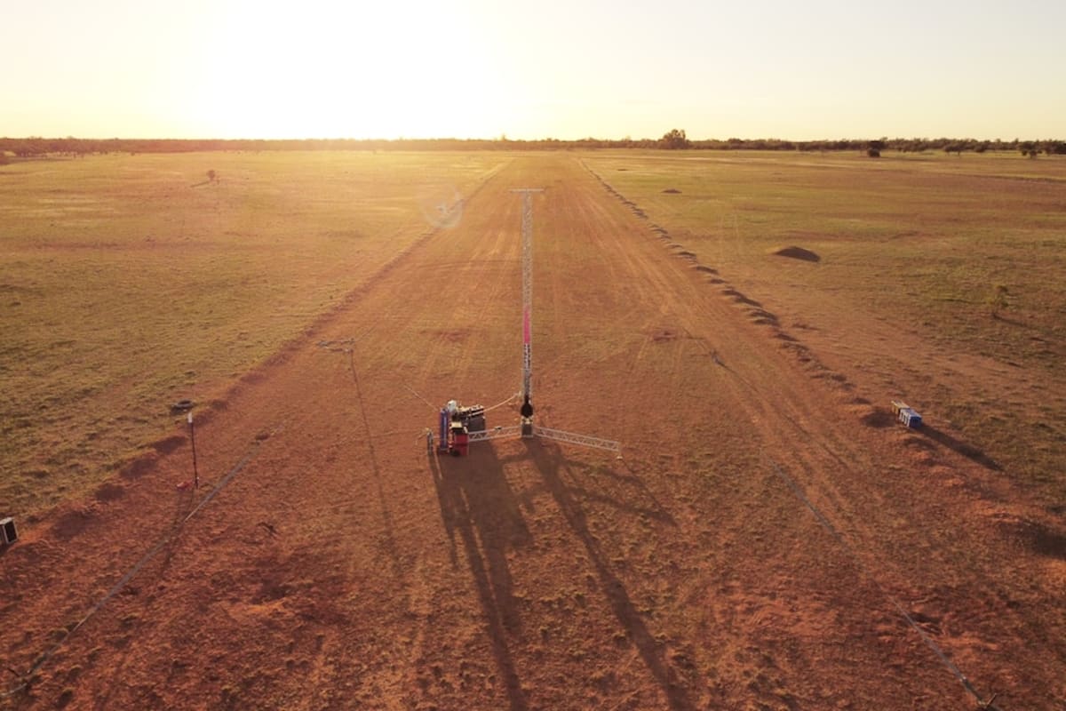 Sydney Students Launch Rocket 10,200 Feet in Outback NSW - Image 4