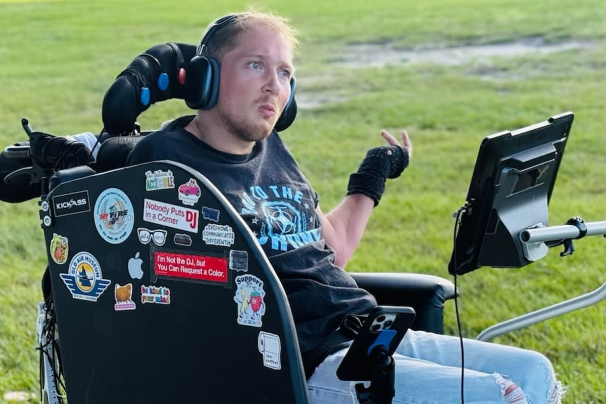 Quadriplegic Man Flies Drones With His Head - Image 3