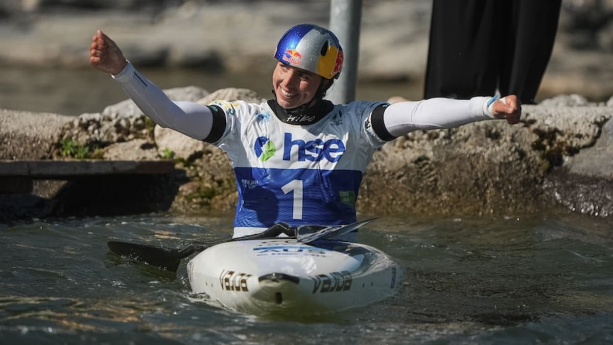 Jess Fox Wins Silver 9 Months After Kidney Surgery - Image 2