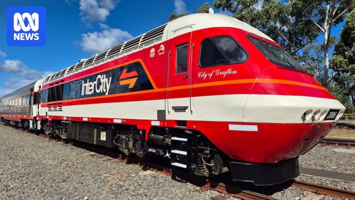 Iconic 1980s Train Returns in Retro Colors After Makeover