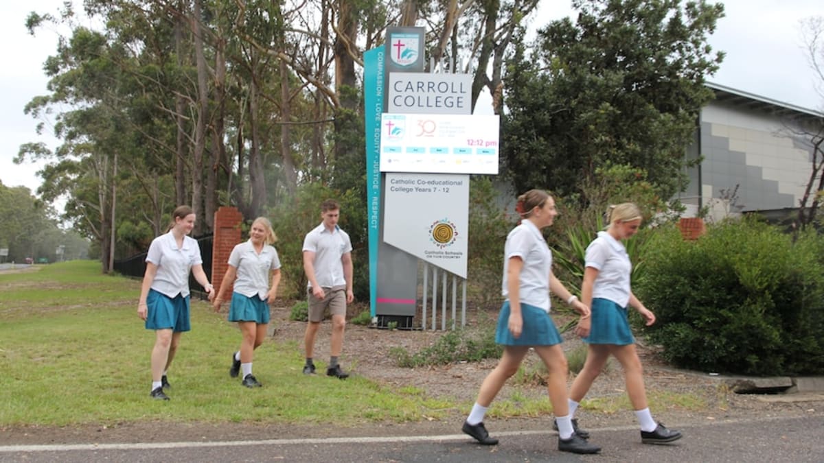 Students Can Finally Walk to School After 32-Year Ban - Image 3