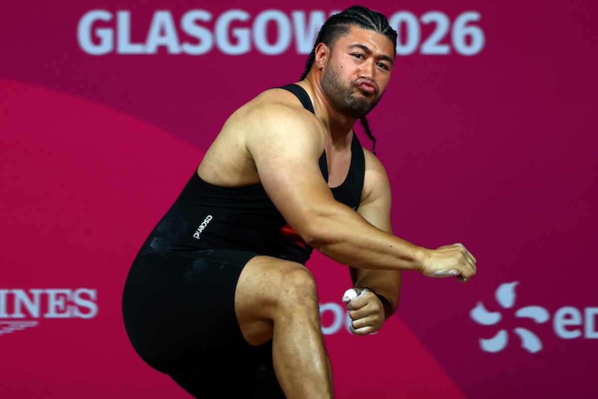 Tongan Weightlifter's Dance Moves Steal Commonwealth Show - Image 5