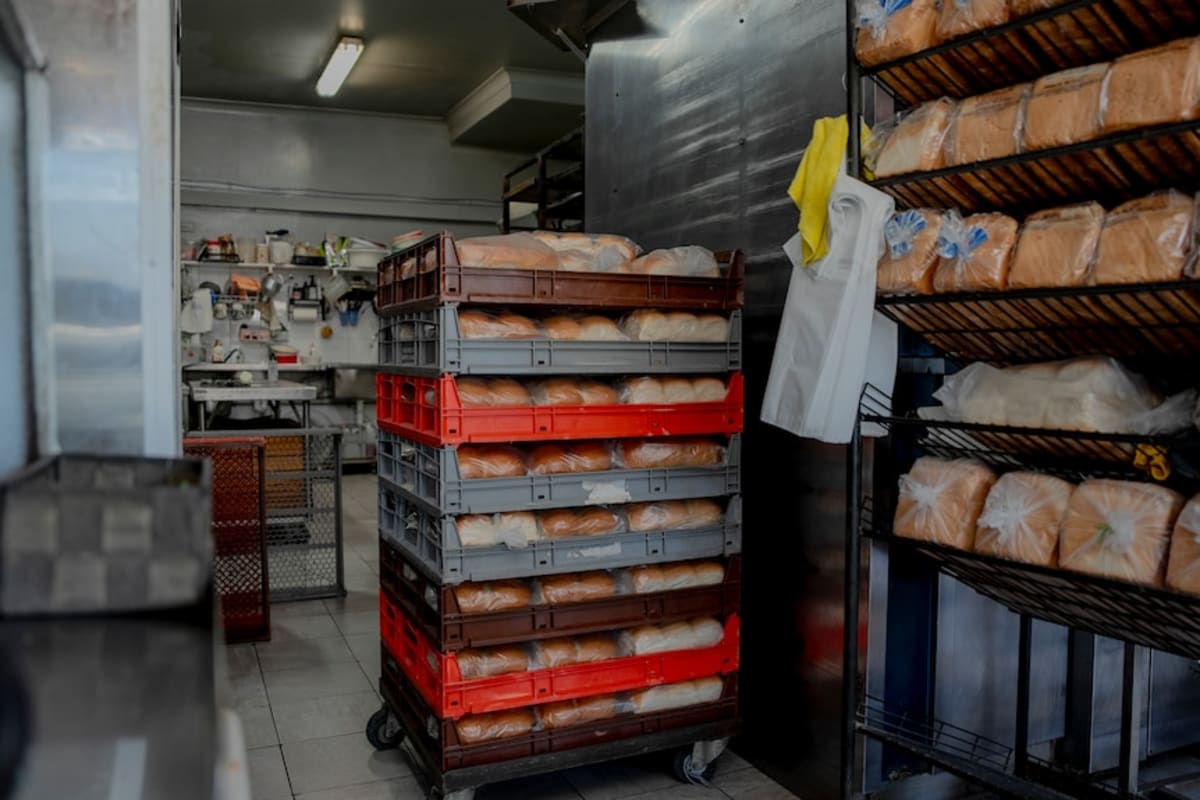 Vietnamese Bakery Thrives 30 Years in Sydney's Little India - Image 4