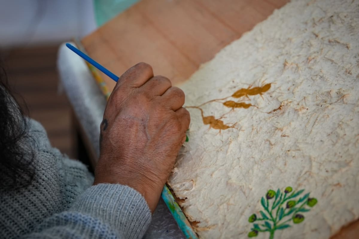 Artists Turn Invasive Weed Into Art to Save Bush Tucker - Image 4