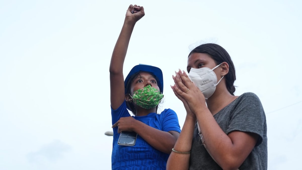 Venezuela: Baby Survives 32 Hours in Rubble at 18 Days Old - Image 2