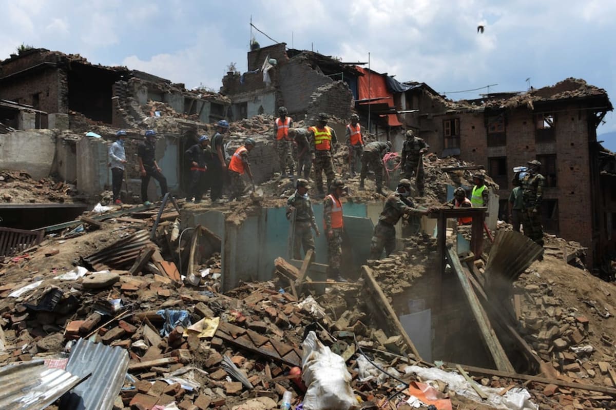 Australian Found Alive 6 Days After Nepal-Tibet Floods - Image 5