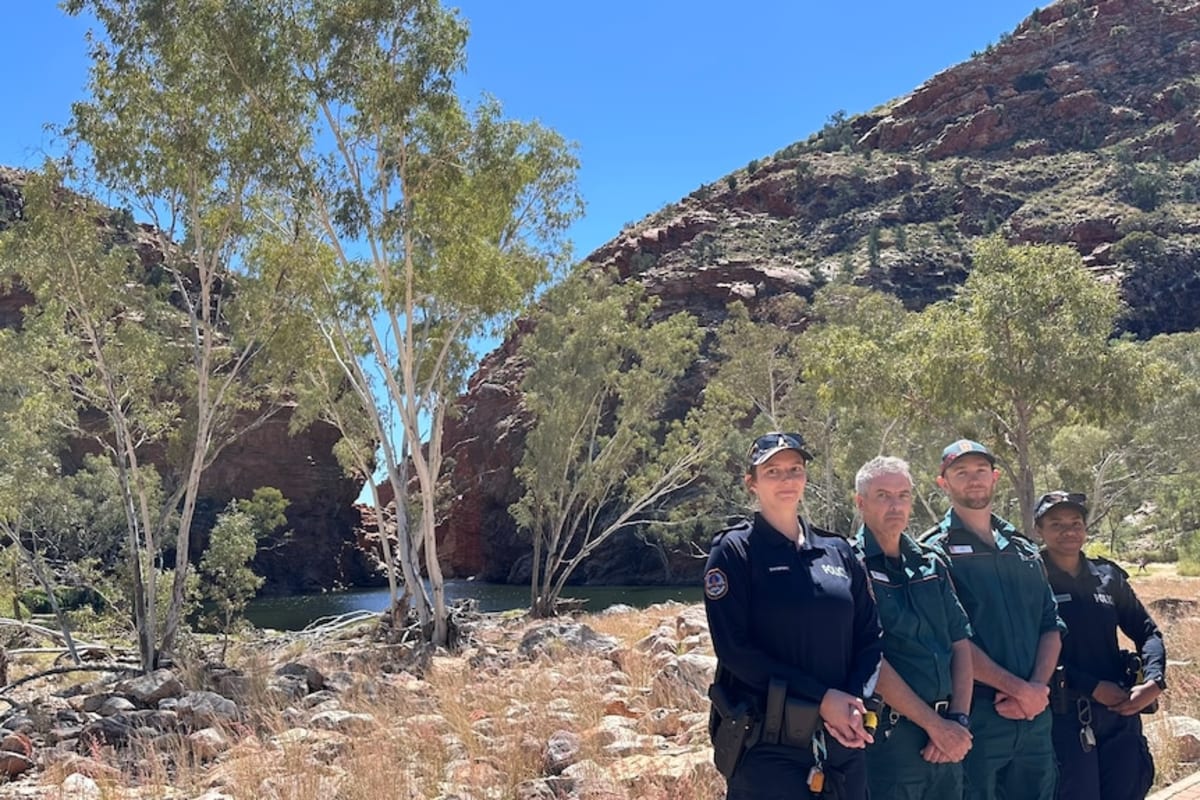 Remote Outback Gets Life-Saving Equipment in Ellen's Name - Image 4