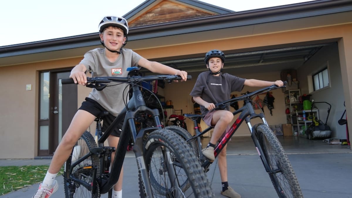 Bike Boys Trade Screens for Streets in Renmark - Image 2