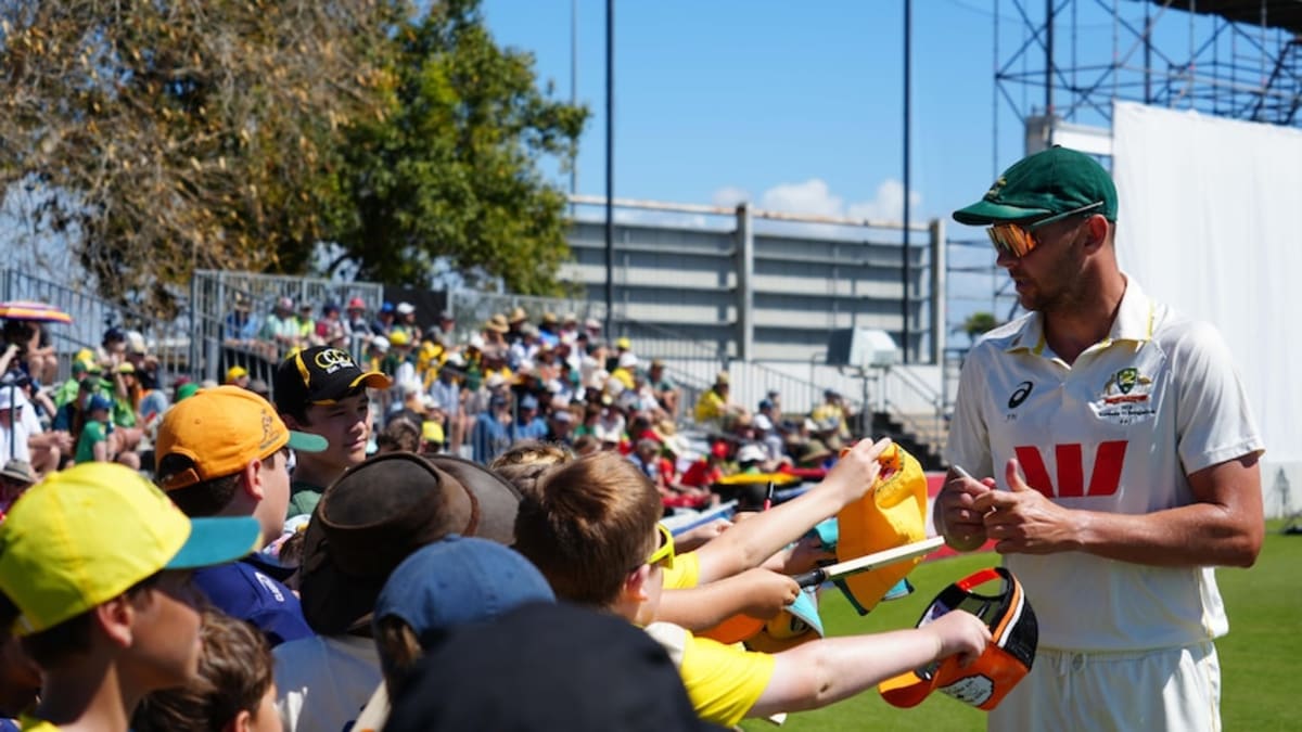 Mackay's First Test Match Sells Out on Historic Day One - Image 2