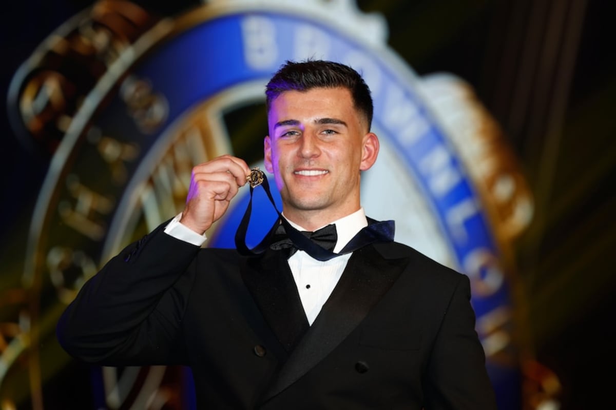 AFL Star Daicos Shares Brownlow Medal Win With Boy, 6 - Image 5