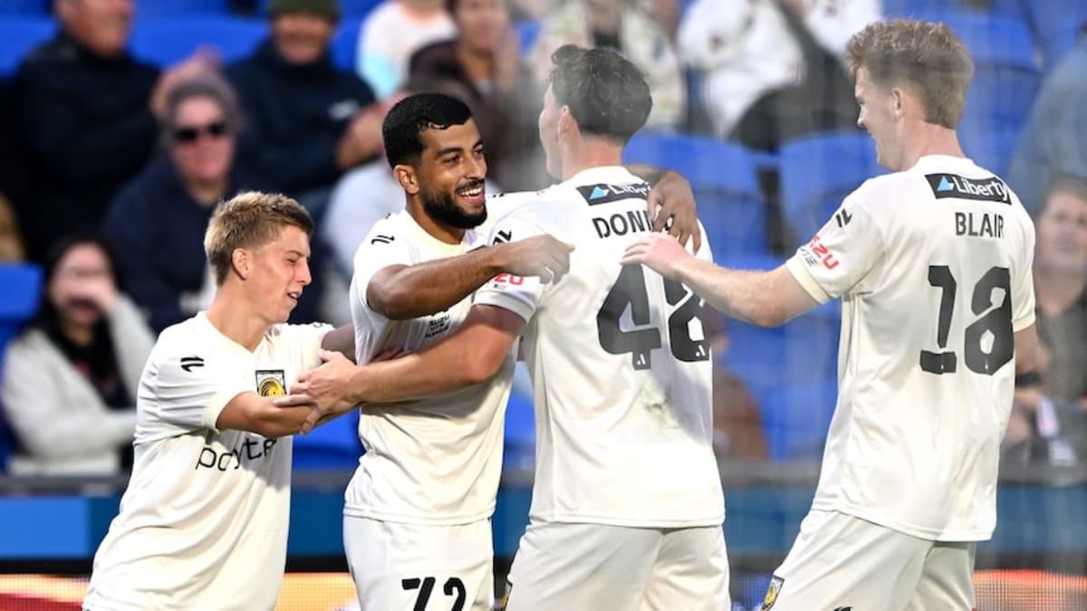 Newcastle Jets Win First A-League Title Thanks to Rivals - Image 2