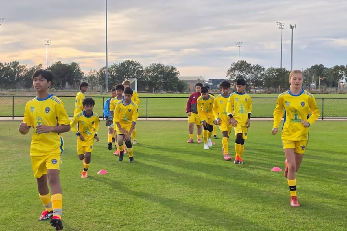 French Coach Uses Duolingo to Train Australian Soccer Kids - Image 5