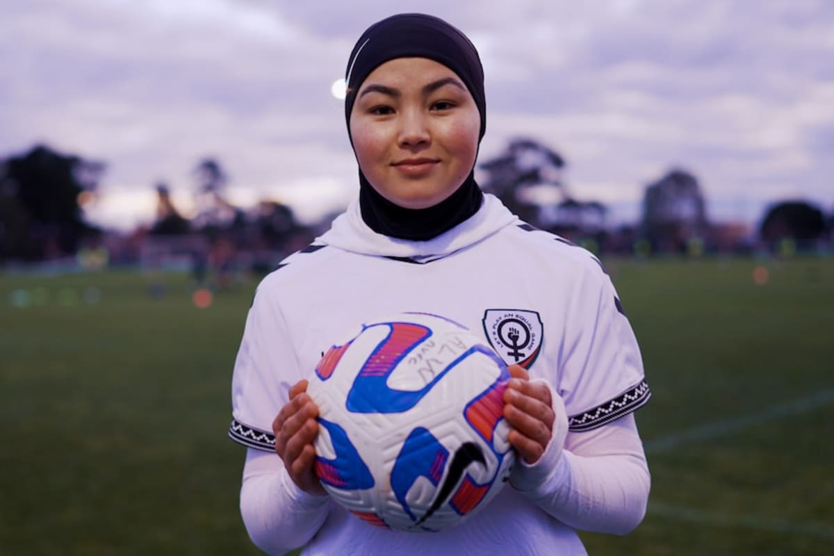 Afghan Sisters Reunite in Melbourne, Gain Australian Citizenship - Image 5