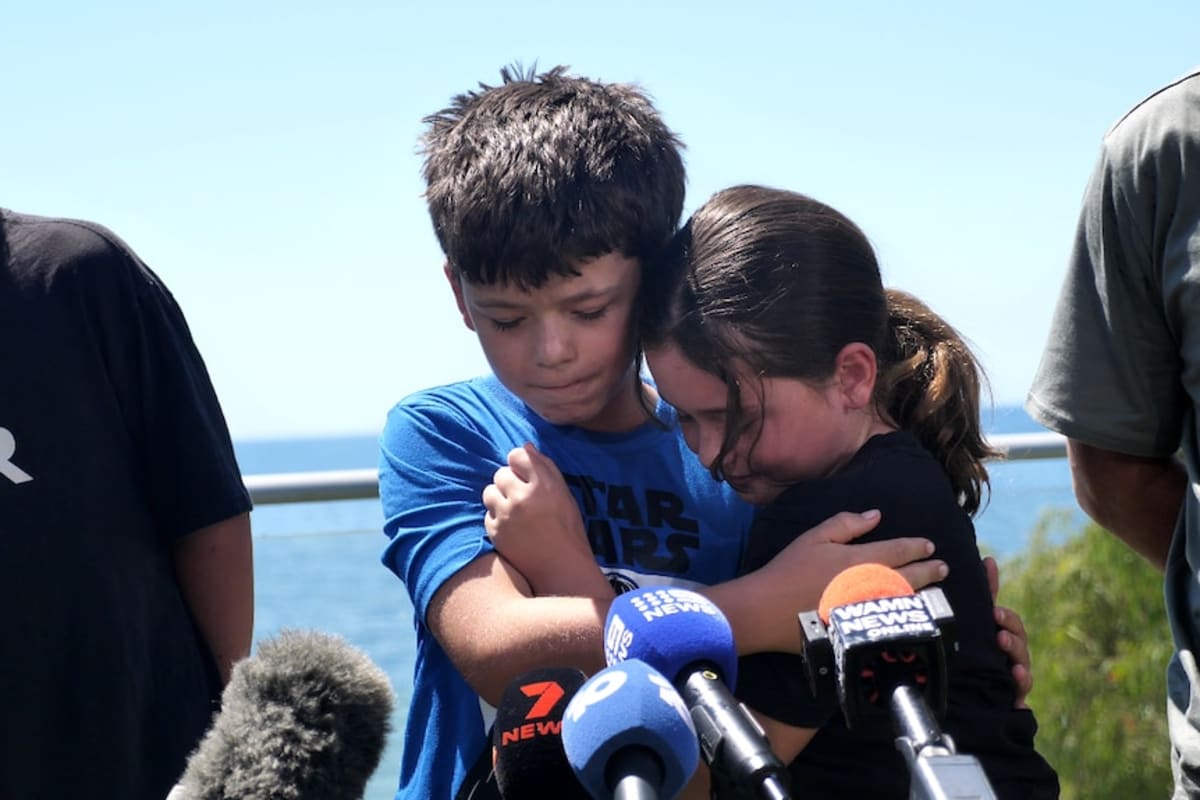 Teen Swims 4km, Saves Family Swept Out to Sea in Australia - Image 5