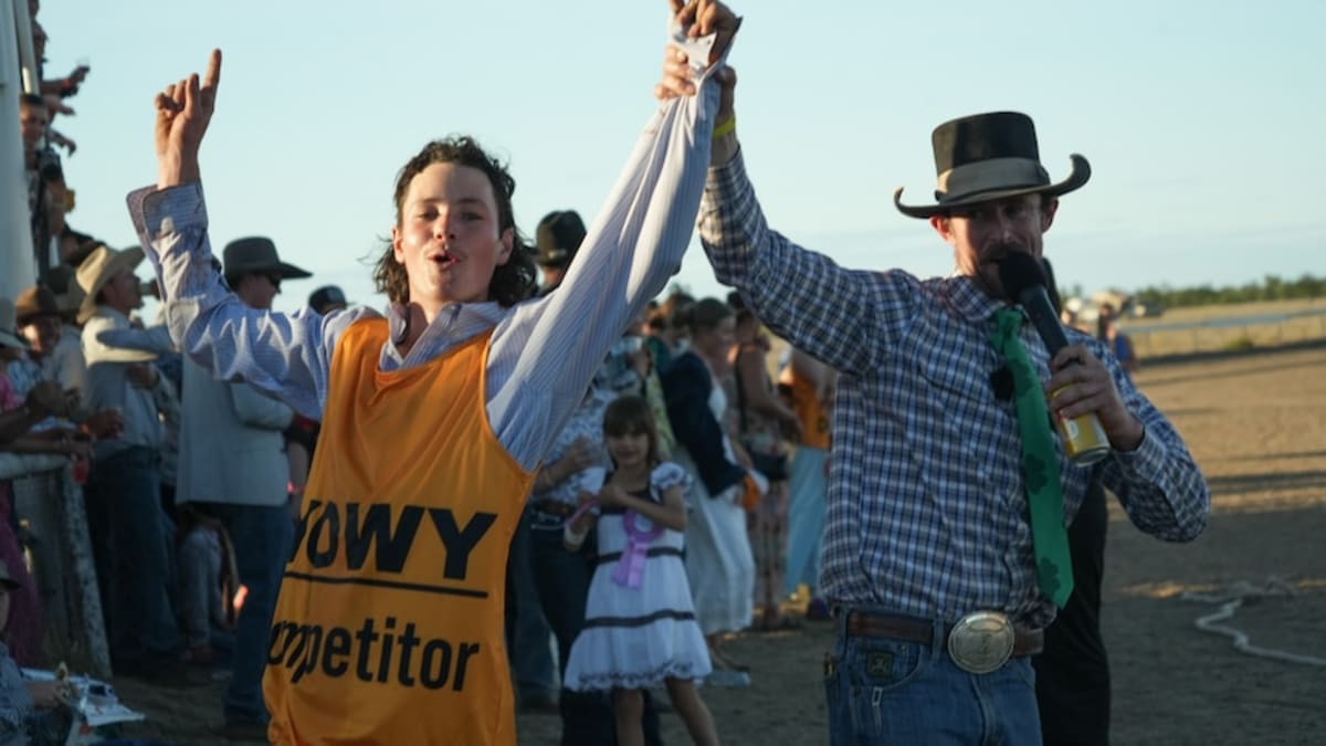 Young Cattle Workers Win Outback's Toughest Fun Race - Image 2