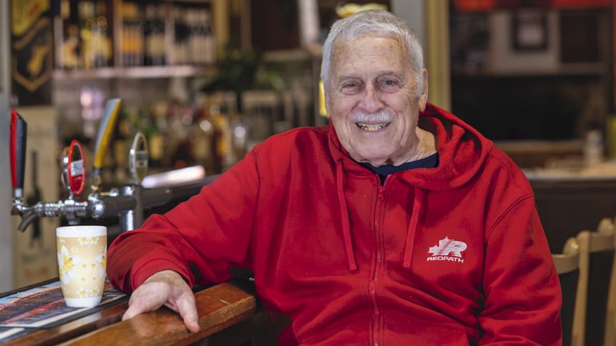 86-Year-Old Publican Still Serving Up Hope in Rural Australia - Image 2