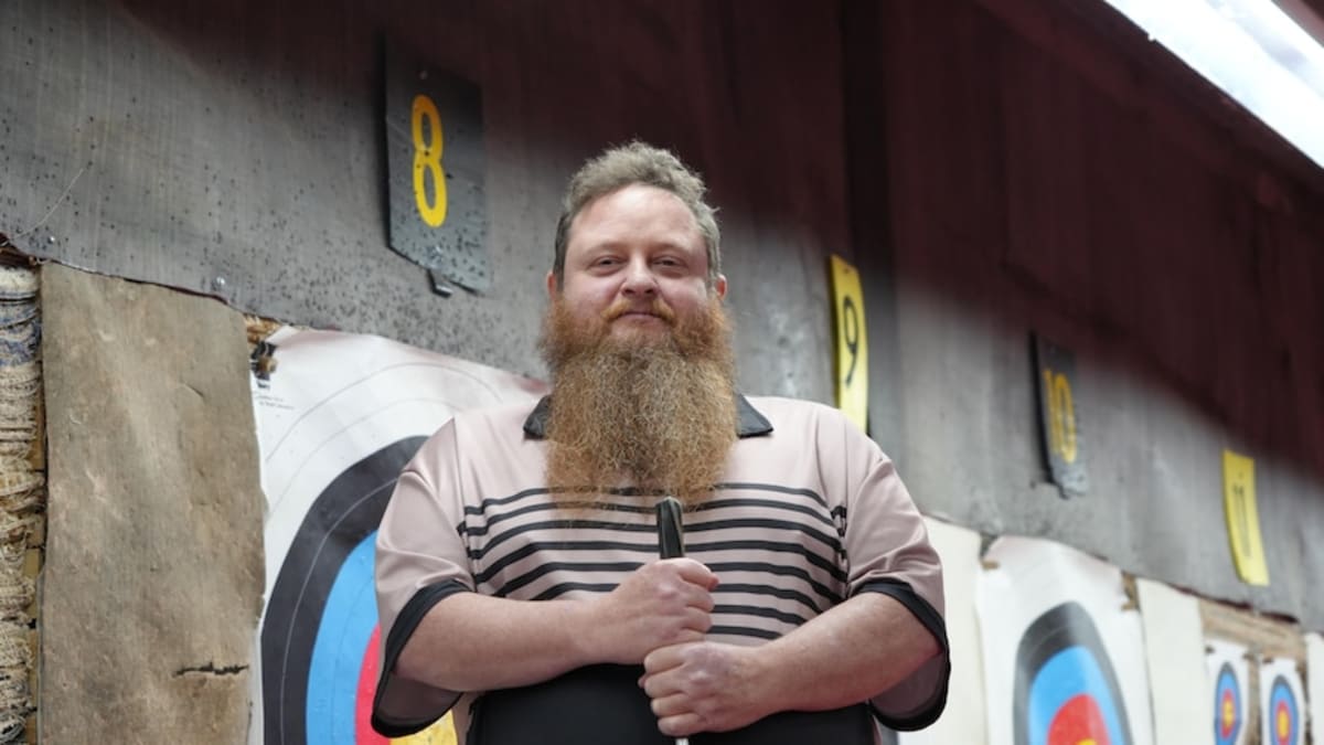 Blind Archer Aims for World Championships in Victoria - Image 4
