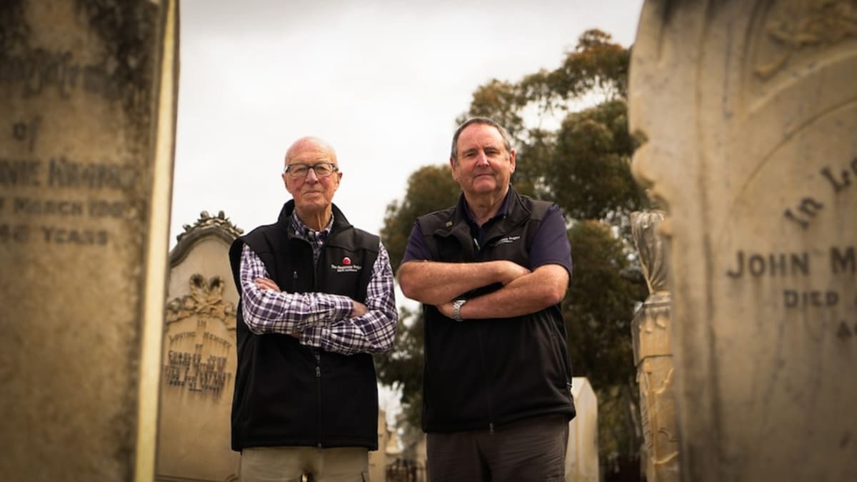 Volunteers Honor 200 Forgotten WWI Veterans in Australia - Image 4