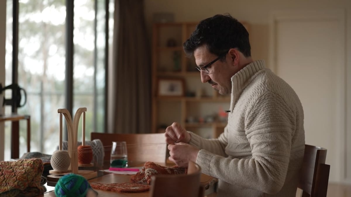 Knitting Boosts Brain Health, Says Neuroscientist - Image 3