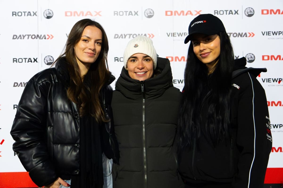 Brad Pitt's F1 Movie Wins Oscar for Best Sound - Image 2